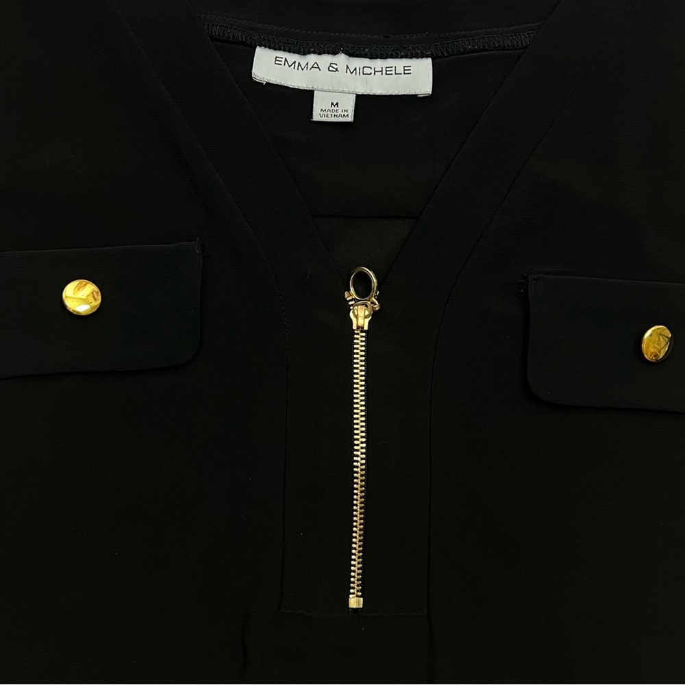 Gorgeous Black Belted Dress w/Gold Hardware Sz M, by Emma & Michele - Picture 5 of 6